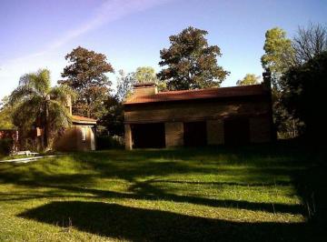 Quinta vacacional · 138m² · 4 Ambientes · Casa Quinta en Colastine con Amplio Terreno