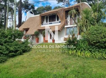 Foto1 · Vende Casa en Pinares Punta del Este, de 4 Dorm..