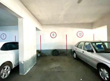 Garage , Recoleta · Riobamba - Santa Fe Cochera Fija a Nivel por Rampa Camioneta 4x4
