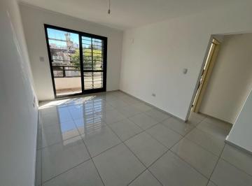Departamento · 46m² · 2 Ambientes - INNOVA PROPIEDADES · Impecable! Externo Gran Balcón - Escritura