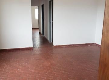 Departamento de 8 ambientes, Córdoba · Vendo Departamento 3 Habitaciones 2 Baños Zona Shopping