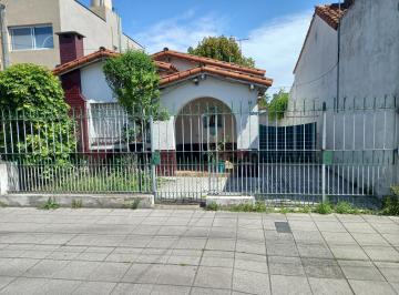 Casa de 5 ambientes, Lanús · Casa en Venta Lote Propio 8,66 X 47 m – Cocheras + Fondo Libre. Rebajado!