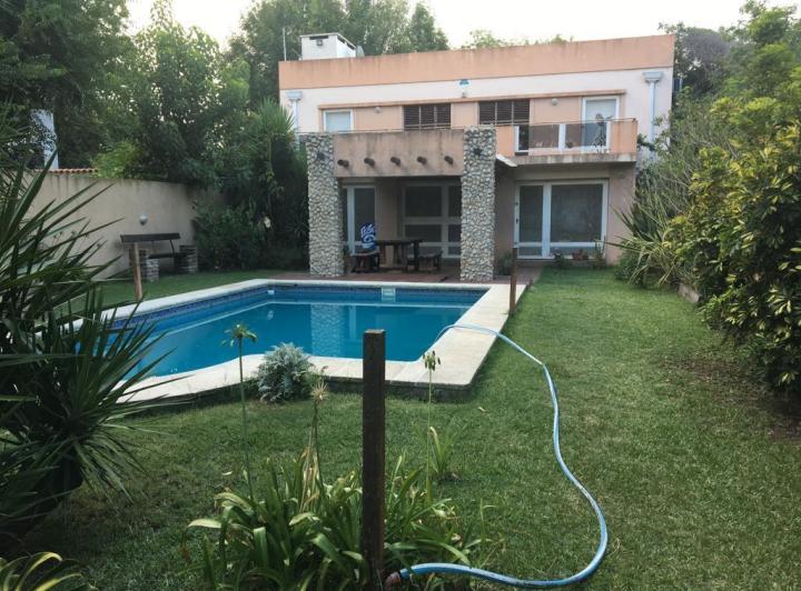 Casa · 128m² · 2 Ambientes