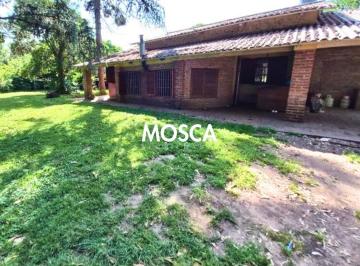 Quinta vacacional · 120m² · 4 Ambientes · 5 Cocheras · En Venta Casa Quinta Francisco Alvarez K41