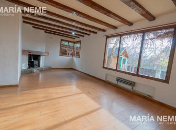 Casa · 227m² · 7 Ambientes · 2 Cocheras · Casa Más Departamento a La Venta en Bariloche