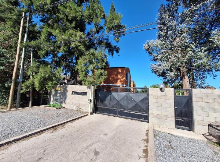 Casa · 55m² · 2 Ambientes · 1 Cochera