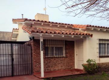 Casa de 3 ambientes, Miramar · Casa en Parquemar Residencial
