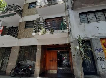 Departamento de 1 ambiente, Villa Crespo · Departamento un Ambiente y Medio Al Frente con Balcon