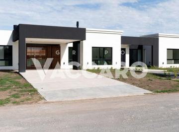 VCO-VCO-720_2 · Casa en Venta 4 Ambientes Everlinks