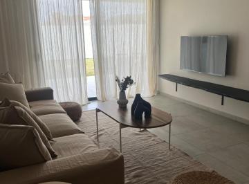 Casa de 3 ambientes, Córdoba · Venta, Duplex Tipo Casa de Una Planta en Distrito Sur