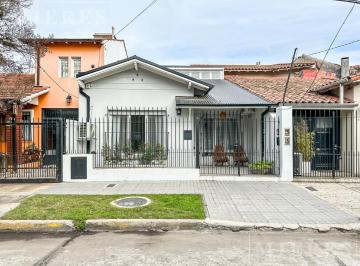 Casa · 83m² · 4 Ambientes · Casa en Venta en El Barrio Carreras - San Isidro