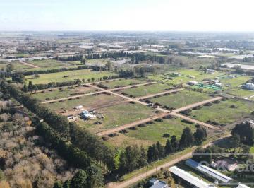 Terreno · 424m² · Lote en Venta Barrio Residencial Los Arces El Pato