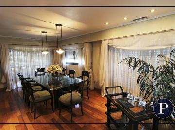 Departamento · 225m² · 5 Ambientes · 1 Cochera · Departamento 5 Ambientes Zona Centro