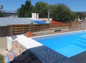 Casa · 1 Dormitorio · 2 Cocheras · Alquiler Temporario Mayú Sumaj con Pileta