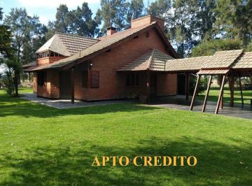 Quinta vacacional · 248m² · 6 Ambientes · 2 Cocheras · Quinta en Mercedes