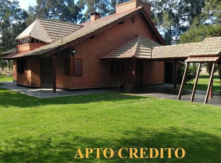 Quinta vacacional · 248m² · 6 Ambientes · 2 Cocheras