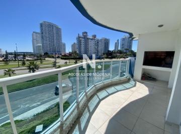 Foto1 · Vende Apartamento en Punta del Este con 2 Dorm.