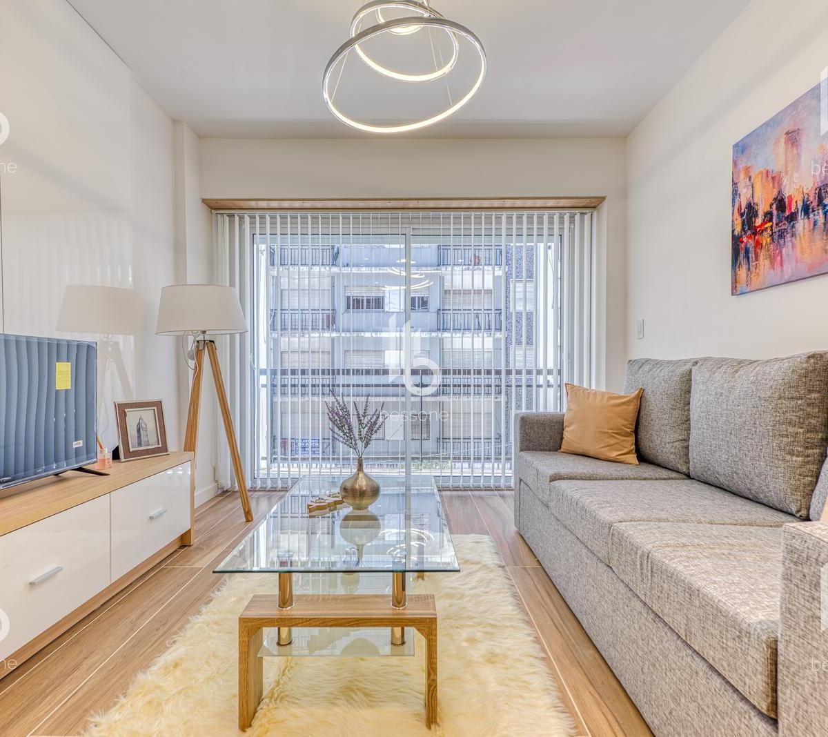 Depto 3 amb, 71m² con balcón — Centro