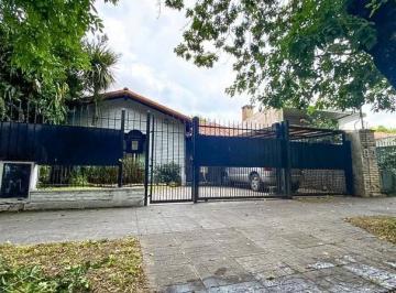 Casa · 160m² · 4 Ambientes · Casa en Venta - Monte Grande