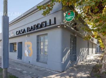 Casa · 270m² · 5 Ambientes · Casa en Venta - San Vicente
