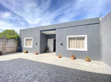 Casa · 98m² · 4 Ambientes · Casa y Local en Venta - Ezeiza