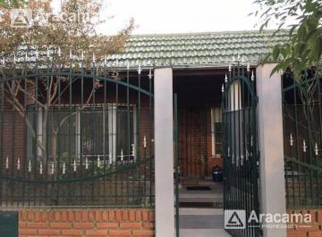 Casa · 144m² · 3 Ambientes · Casa en Venta - Monte Grande
