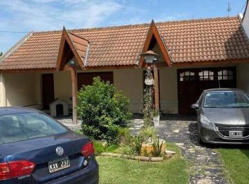 Casa · 250m² · 3 Ambientes · Casa en Venta - Monte Grande