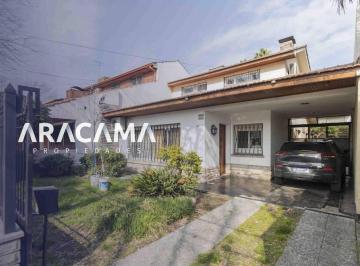 Casa · 200m² · 6 Ambientes · Casa en Venta Apta Credito en Monte Grande