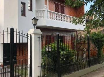 Casa · 138m² · 4 Ambientes · Casa en Venta - Monte Grande