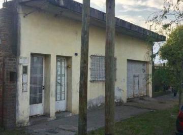 Casa · 100m² · 3 Ambientes · Casa en Venta - Luis Guillon