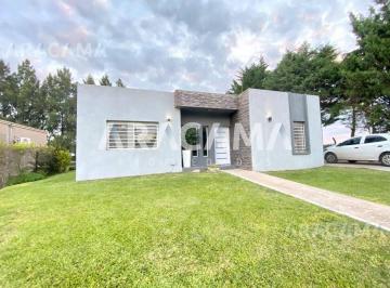 RRA-RRA-579_2 · Casa en Venta en Bario Privado Malibu - Canning