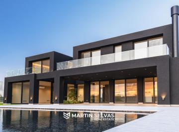 Casa · 400m² · 7 Ambientes · 2 Cocheras · Casa a Estrenar en Marinas, Puertos del Lago