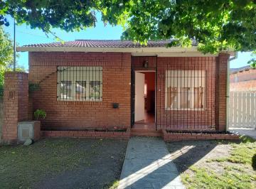 Casa de 3 ambientes, Miramar · Casa