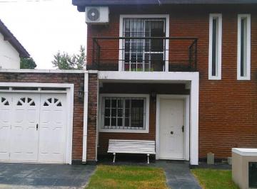 Casa · 160m² · 4 Ambientes · 1 Cochera · Casa - del Viso