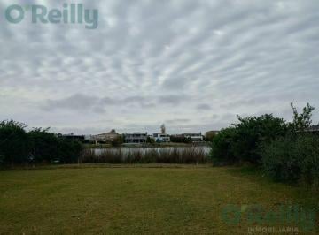 Terreno · 824m² · Venta Lote a La Laguna en El Barrio San Francisco, Villa Nueva en Tigre
