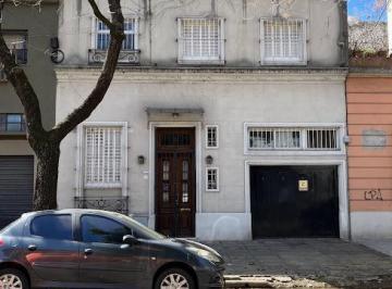 Casa · 243m² · 3 Dormitorios · 1 Cochera · Casa en Belgrano