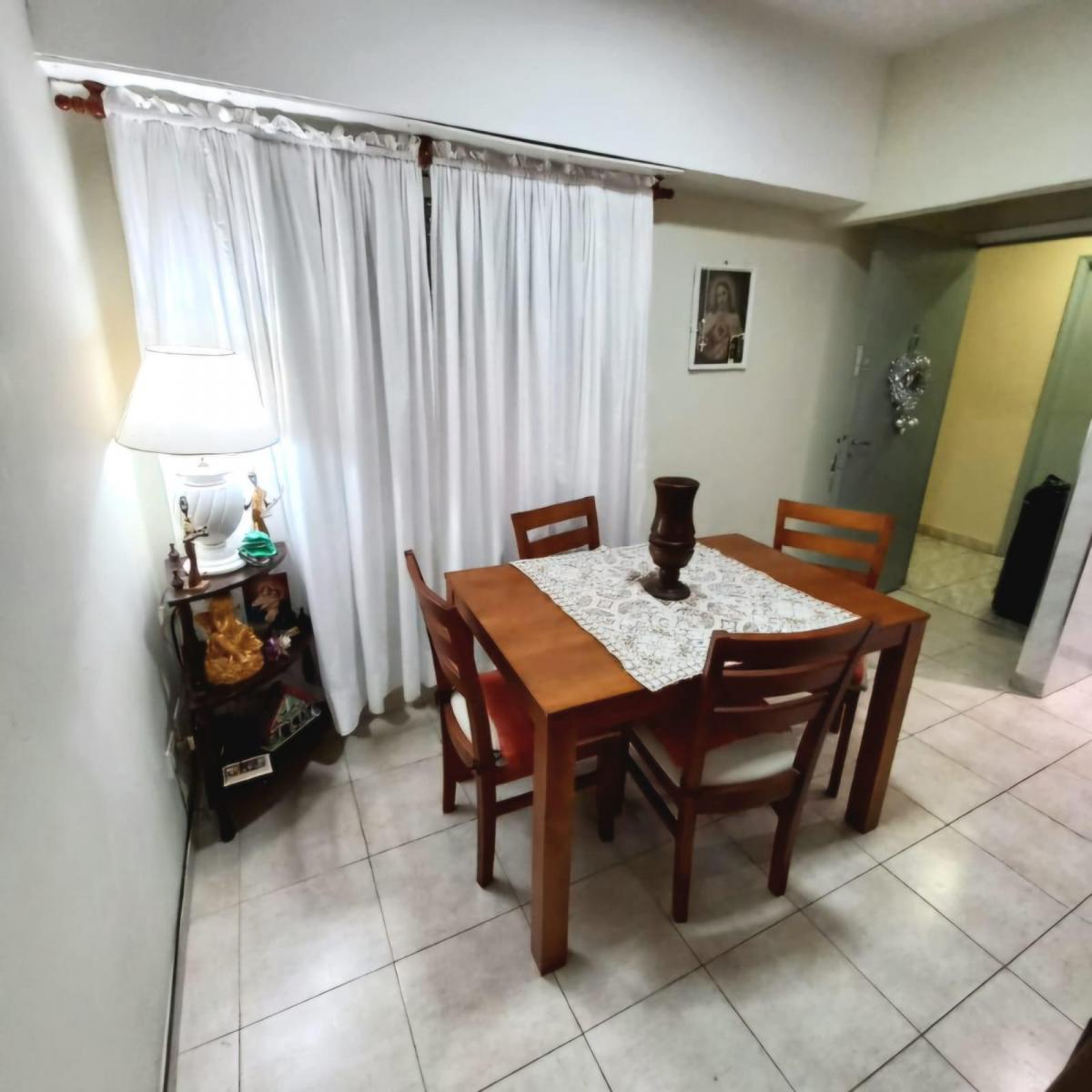 Depto 2 amb, 32m² reciclado en muy buen estado