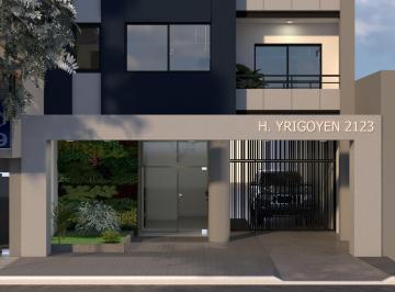 Garage , Avellaneda · Edificio Hipolito - Hipolito Yrigoyen 2123 - Avellaneda