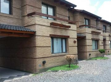 Departamento · 850m² · 2 Dormitorios · 1 Cochera · Vendo Complejo