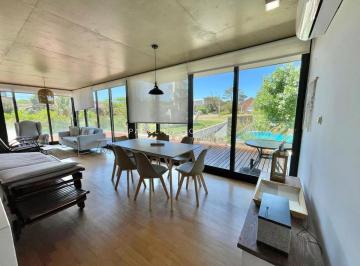 Foto1 · Apartamento en Venta de 2 Dorm. en Playa Mansa, Punta del Este.