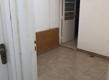 PH de 2 ambientes, Avellaneda · PH 2 Ambientes con Patio - Excelente Zona Sarandí. Sin Comisión Inmobiliaria.