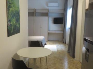 Departamento de 1 ambiente, Recoleta · Monoambiente Reciclado en Venta en Recoleta.