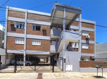 Departamento · 50m² · 5 Ambientes · 1 Cochera · Departamento en La Capital
