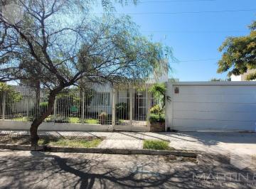 Casa · 350m² · 3 Dormitorios · 2 Cocheras · Casa - Cordoba Capital