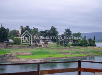 Casa de 8 ambientes, Villa Carlos Paz · Vendo Imponente Propiedad con Costa Al Lago
