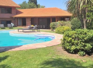 Casa · 345m² · 7 Ambientes · 6 Cocheras · Casa Venta Campo Chico Country Club Pilar