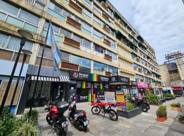 Oficina comercial de 3 ambientes, San Isidro · Oficina en Alquiler San Isidro