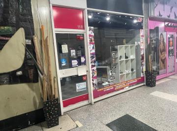 Local comercial · 10m² · Local Doble Altura - 10 m² Gal. Le Boulevard