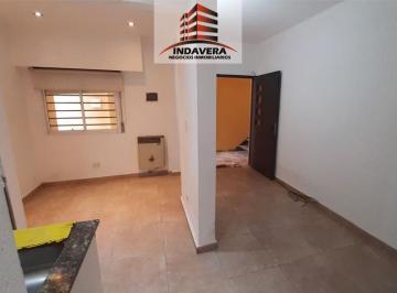 PH de 2 ambientes, Tres de Febrero · Alquiler Impecable PH 2 Amb. con Patio * Sin Expensas * – m. Coronado
