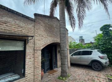 Casa de 3 ambientes, Ituzaingó · Casa de 3 Ambientes con Parque - Villa Udaondo